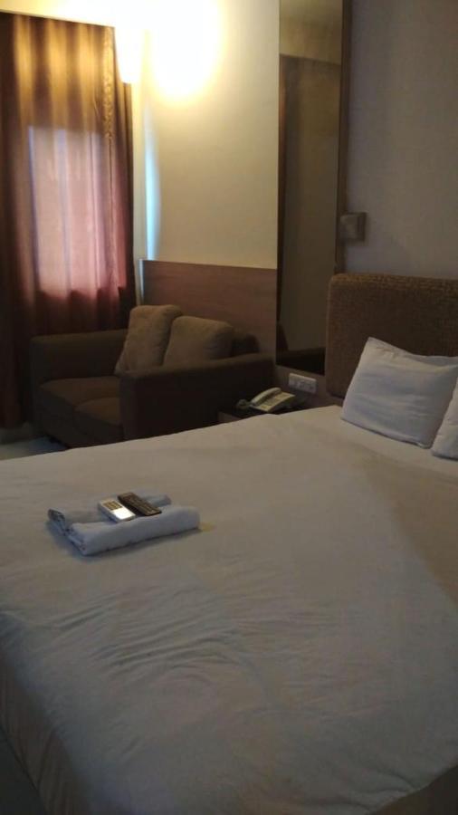Penthouse Hotel Jakarta Kültér fotó